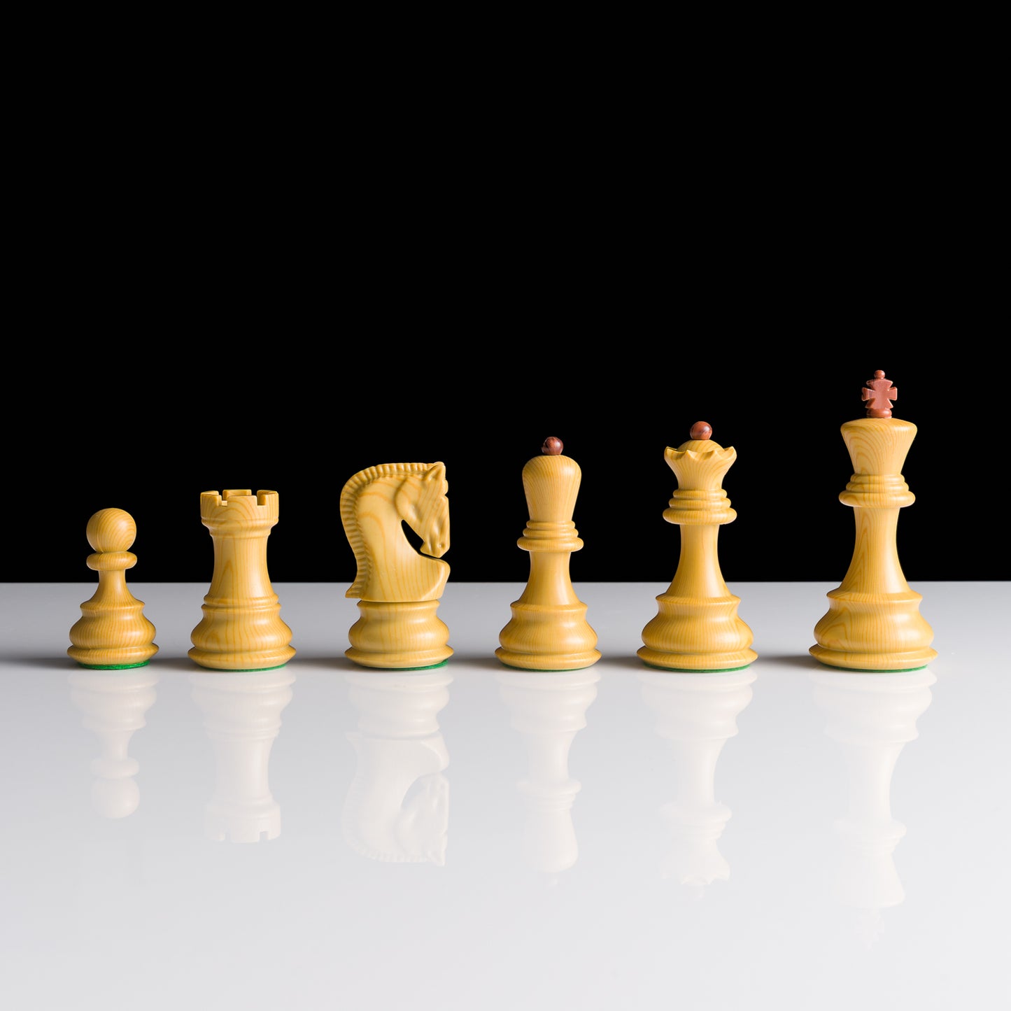 Wooden Coloured Chess Pieces - Zagreb Style - King Height 95mm